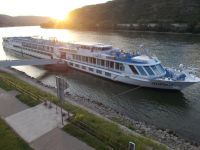 DSCN6195.JPG    MS Aurora