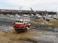Jersey - Gorey Hafen bei Ebbe