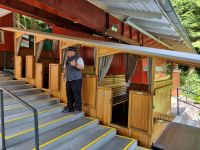 Stanserhorn - Nostalgische Standseilbahn zur Station 