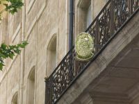 Hinweisschild auf einen Notar