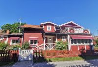 Schönes Holzhaus auf Vaxholm