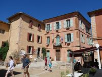 zahlreiche Kunstgalerien