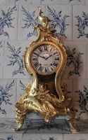 Schmucke Uhr im Schloß Drottningholm