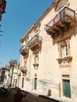 die wohl schönste Balkone von Sizilien