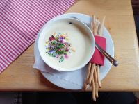 sondern auch eine Knoblauchsuppe!