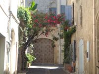 Arles