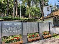 Südtirol, Pustertal, Soldatenfriedhof bei Bruneck