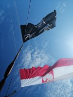 die Fahnen sind gehisst