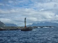 Svolvær (Lofoten) - Statue Statue der Frau Fiskerkona (Fischersfrau)