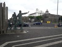 Sao Miguel - Auswandererdenkmal und Festung Ponta Delgada