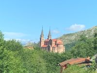 Covadonga_Kathedrale.JPG
