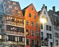 leuchtende Hausfassaden