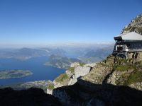 Pilatus - Bergstation Seilbahn und Vierwaldstätter See