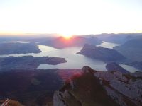 Sonnenaufgang über dem Vierwaldstätter See