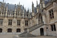 Gerichtsgebäude - Palais de Justice in Rouen