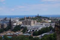 Calton Hill von Edinburgh Castle 