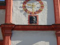 Koblenz: Altes Kaufhaus: Ritter mit den rollenden Augen, der auch die Zunge heraus streckt