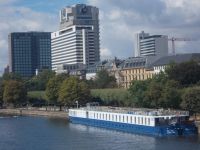 DSCN6566.JPG     MS Casanova in Frankfurt