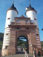 DSCN6625.JPG     Torbrücke über Neckar