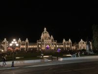 11. Tag – Vancouver Island – Victoria – Parlamentsgebäude am Abend