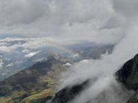 Talblick vom Jungfraujoch mit Regenbogen