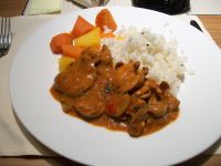 Leckeres Mittagessen im Glacier-Express