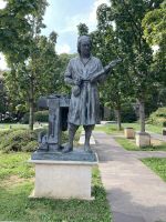Exklusivreise rund um den Gardasee - Denkmal des Geigenbauers Stradivari