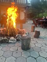 Abendliches Lagerfeuer in Predeal