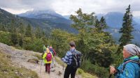 Wanderer Richtung Blaubergalm