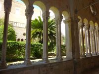 Dubrovnik: Kreuzgang im Franziskanerkloster
