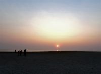 Sonnenuntergang in der Salzpfanne