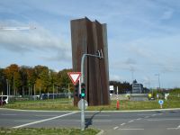 Tag 3  Luxemburg, Rundfahrt über den Kirchberg Exchange, von Richard Serra