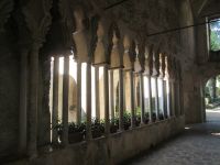 Ravello: Kreuzgang der Villa Ruffolo