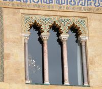 schöne Fensterbögen