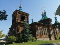 Besichtigung der russisch-orthodoxen Kirche in Karakol