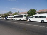 Warteschlange am Staudamm