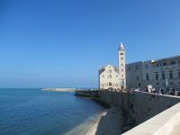 Apulien-Trani - so empfing uns Trani.JPG