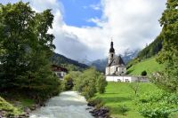 Malerwinkel - Ramsau bei Berchtesgaden - Pfarrkirche St. Sebastian vor der Reiteralm