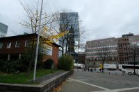Der Michel spiegelt sich im Hochhaus