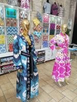 Besichtigung einer Mode-Boutique, Buchara