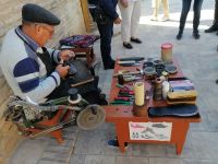 Stadtrundgang durch Chiwa, Schuhmacher