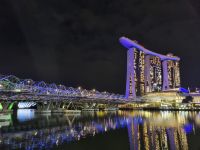 Singapur - Abendspaziergang (Helix Bridge mit Marina Bay Sands Hotel)