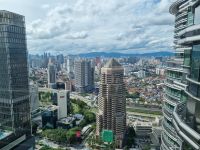Kuala Lumpur - Petronas Twin Towers (Ausblick von der Skybridge in der 41. Etage)