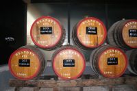 22 Madeira Weinfässer