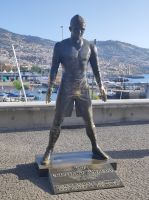 Christiano Ronaldo Statue beim CR7-Museum in Funchal, Madeira
