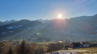 Blick zum Peitlerkofel linkis und zu den Geisslerspitzen mitte