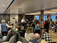 Abschiedsabend mit dem Kapitän und der Crew - mit Livemusik