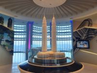 Petronas Towers, 76. Stock