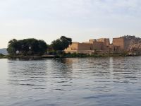 Isistempel im Morgenlicht