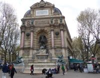 Tag 1 06.04.2023  Entdeckerspaziergang Rive Gauche, Fontaine St. Michel